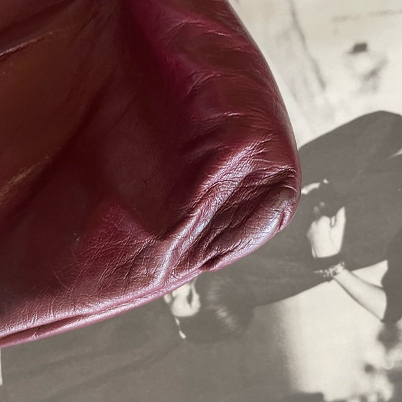 Ande Burgundy Leather Vintage Handbag - Picture 7 of 15